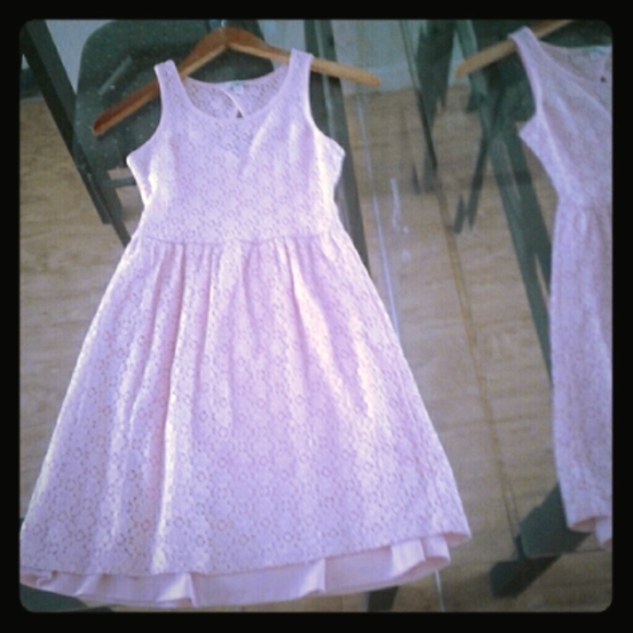 5/$13 Pink lace dress - Picture 1 of 1